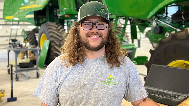 prairie state tractor tech student in dixon il 